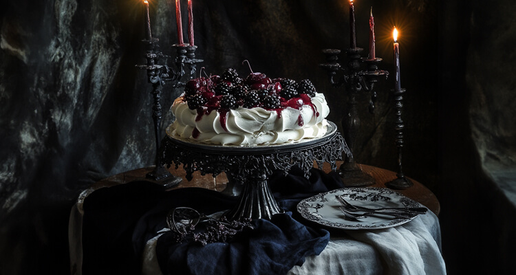 Raven Feather Pavlova